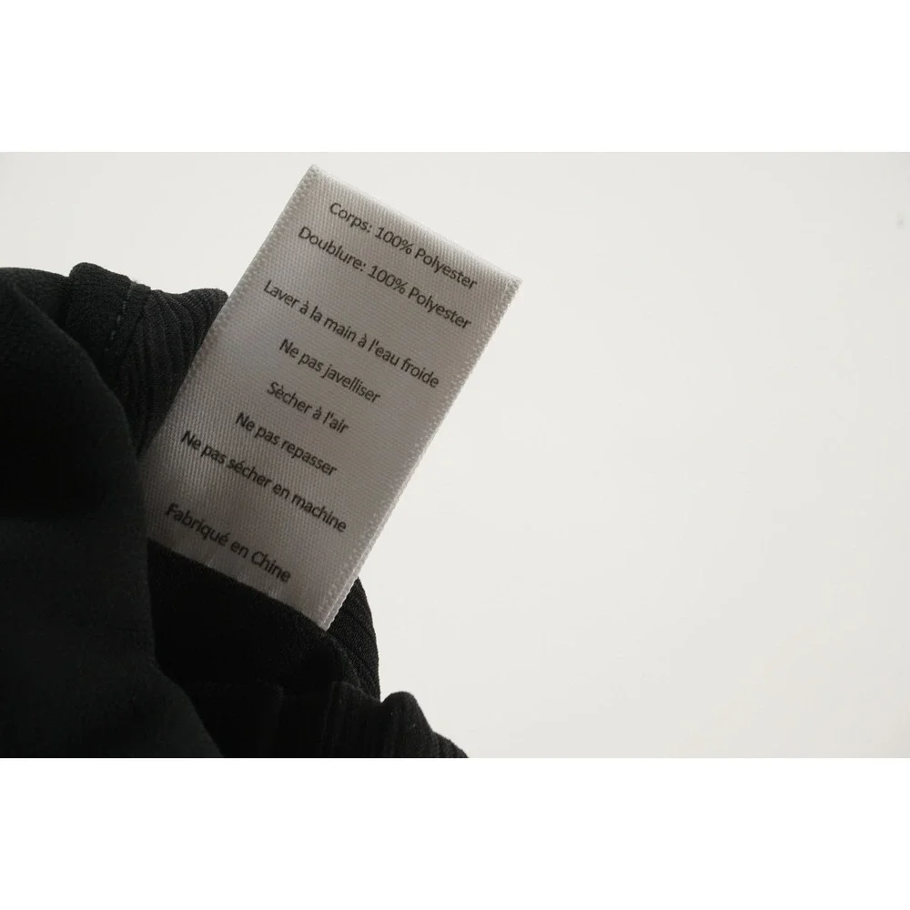 New ASTR The Label Black Crepe Lightweight V-Neck Twist Sleeveless Top Sz Small - Picture 5 of 8